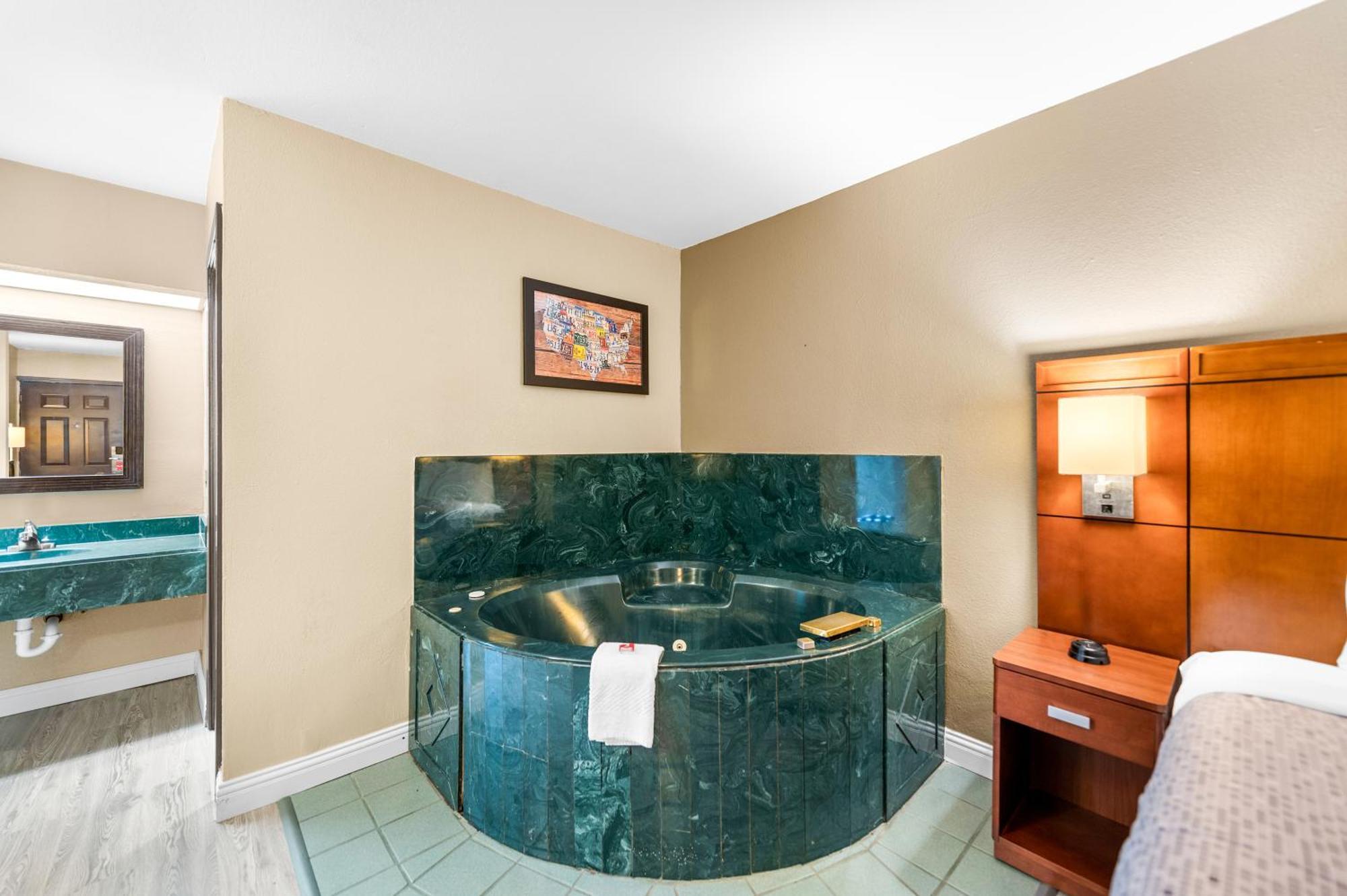 Econo Lodge Texarkana I-30 Екстериор снимка