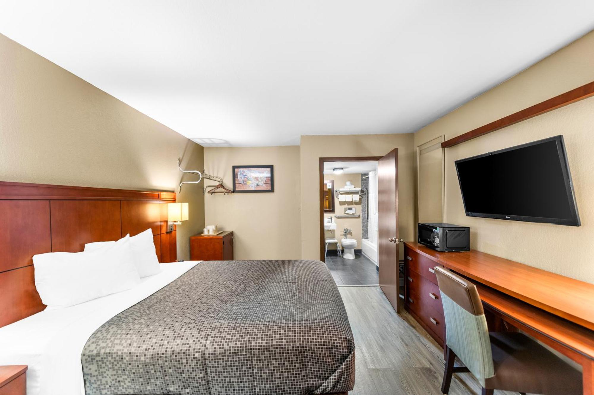 Econo Lodge Texarkana I-30 Стая снимка