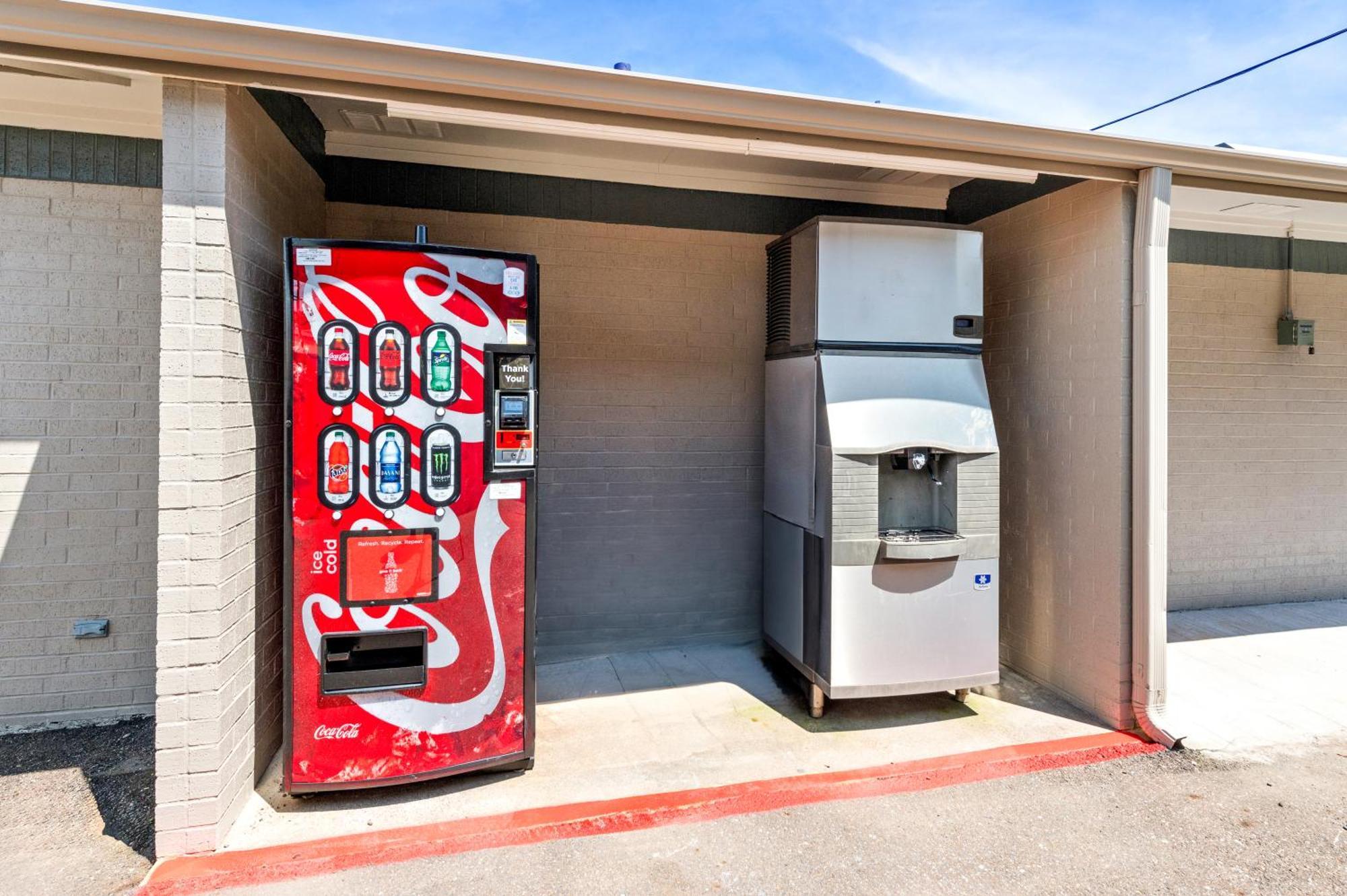 Econo Lodge Texarkana I-30 Екстериор снимка