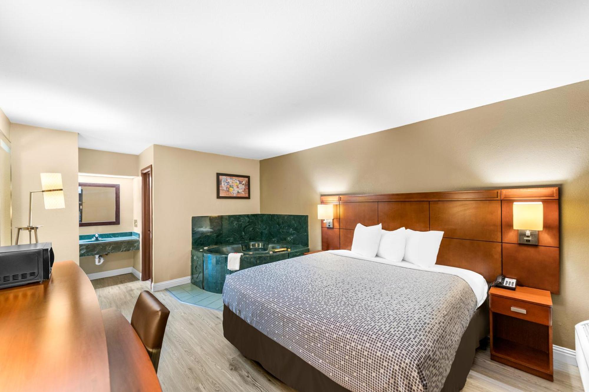 Econo Lodge Texarkana I-30 Екстериор снимка